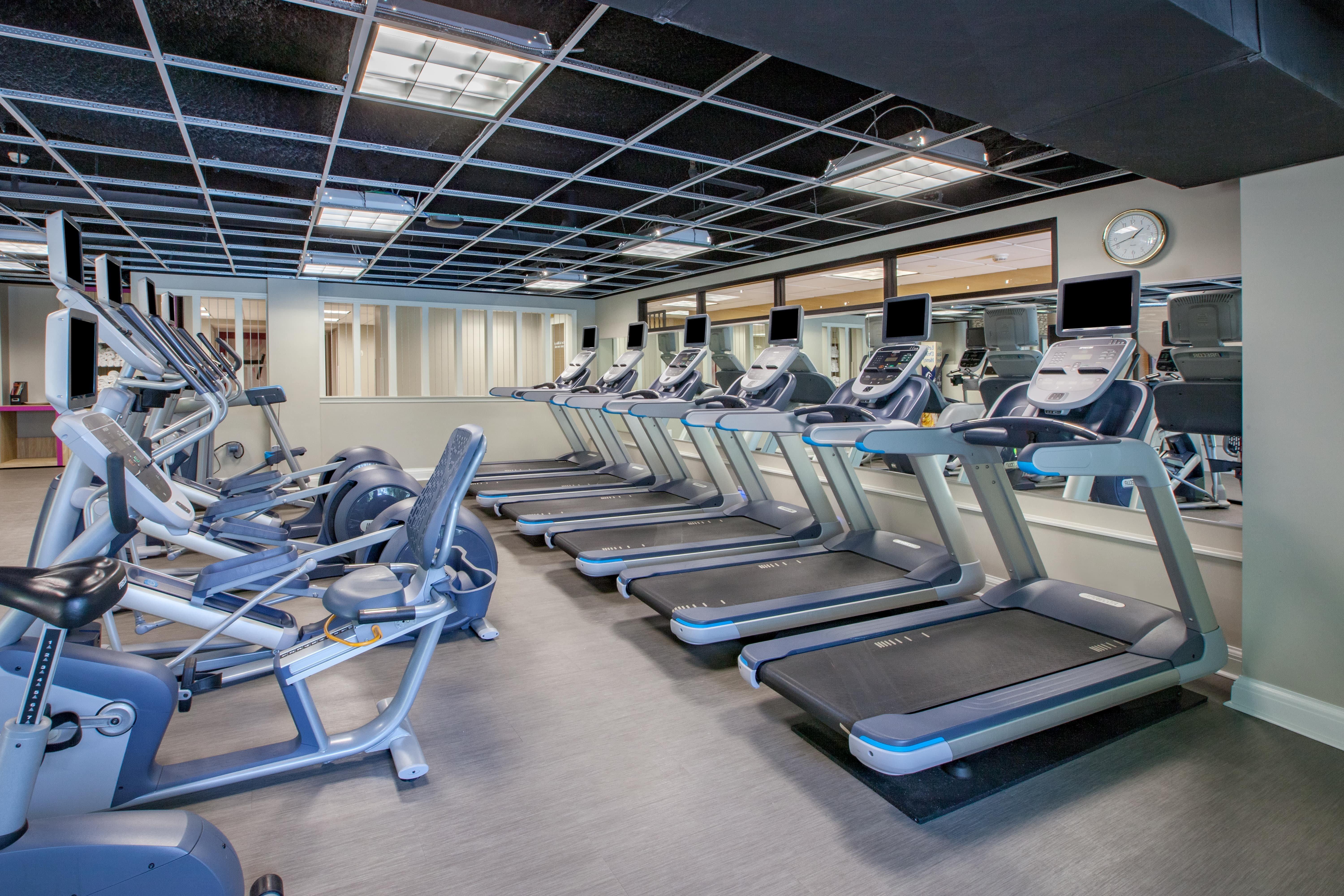 Crowne Plaza Louisville Airport Expo Ctr By Ihg Exteriör bild