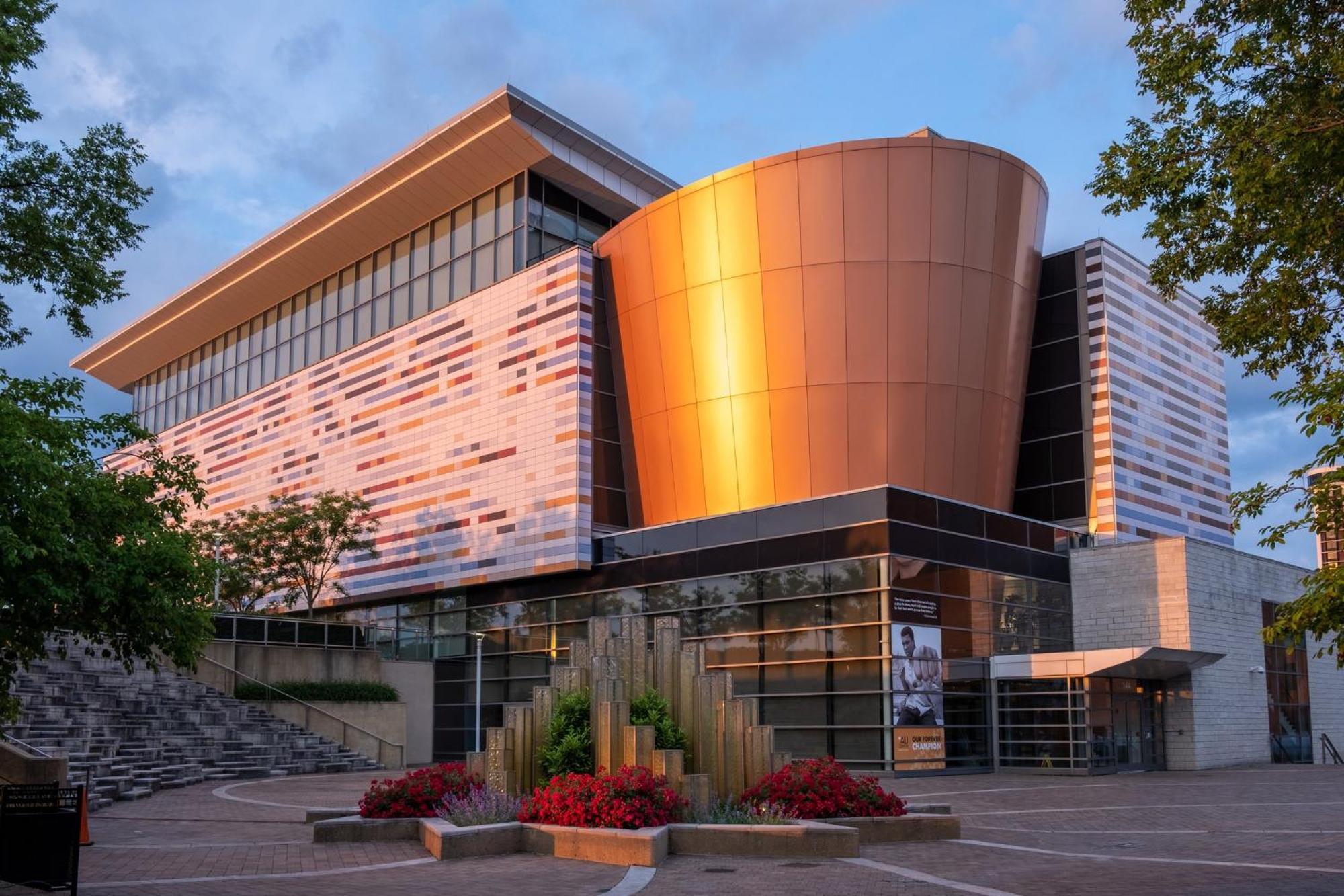 Crowne Plaza Louisville Airport Expo Ctr By Ihg Exteriör bild