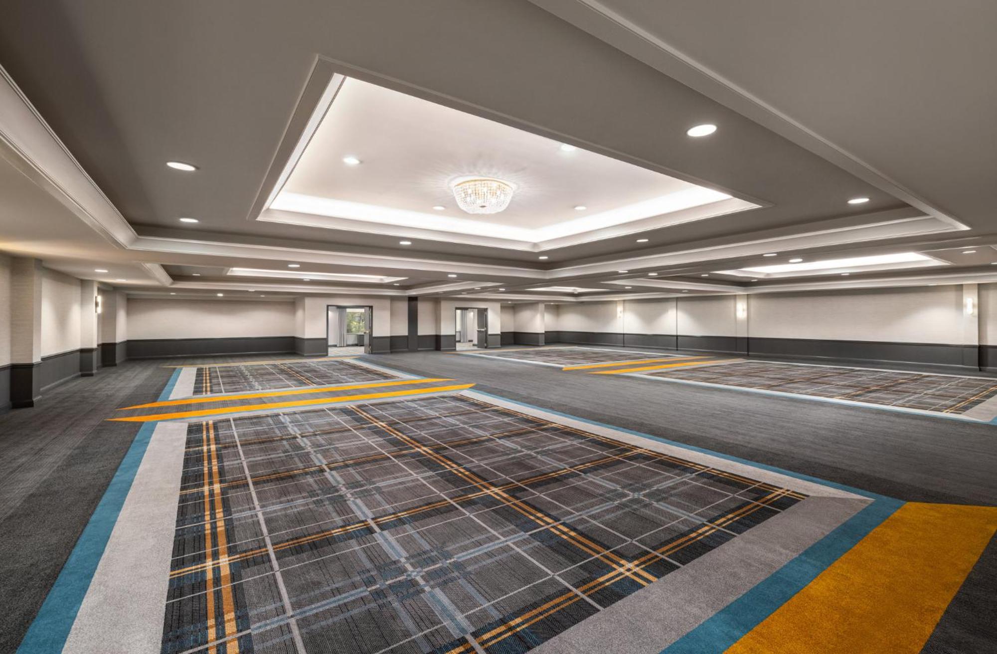 Crowne Plaza Louisville Airport Expo Ctr By Ihg Exteriör bild