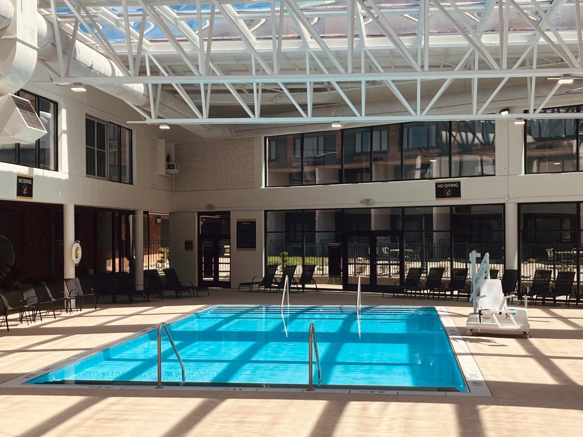 Crowne Plaza Louisville Airport Expo Ctr By Ihg Exteriör bild